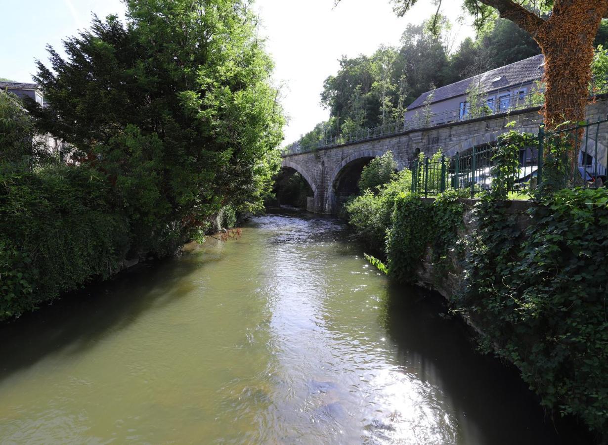 Aux Berges Du Bocq Villa Yvoir Exterior photo